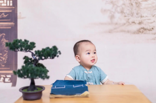 临沂满月宝宝放屁臭